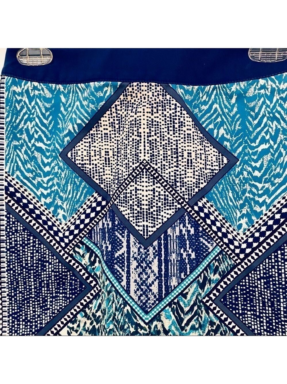 Geometric Pattern Blue Teal and Off White Mini Skirt - Picture 3 of 15
